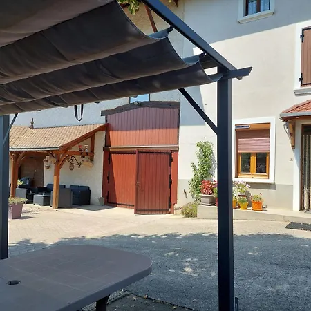 Les Copains D'abord Holiday home Beaucroissant
