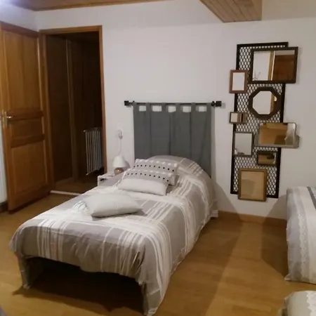 Les Copains D'abord Holiday home Beaucroissant